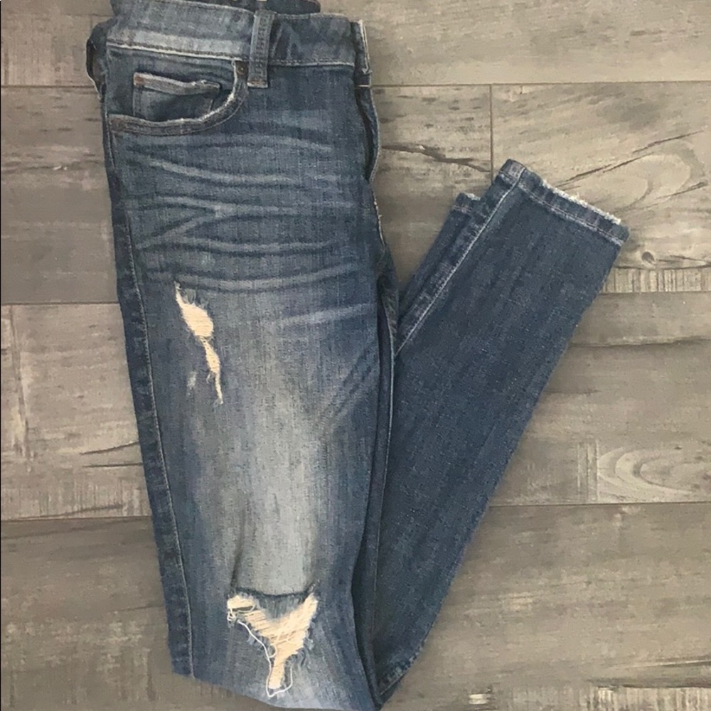 Rippled jeans.
